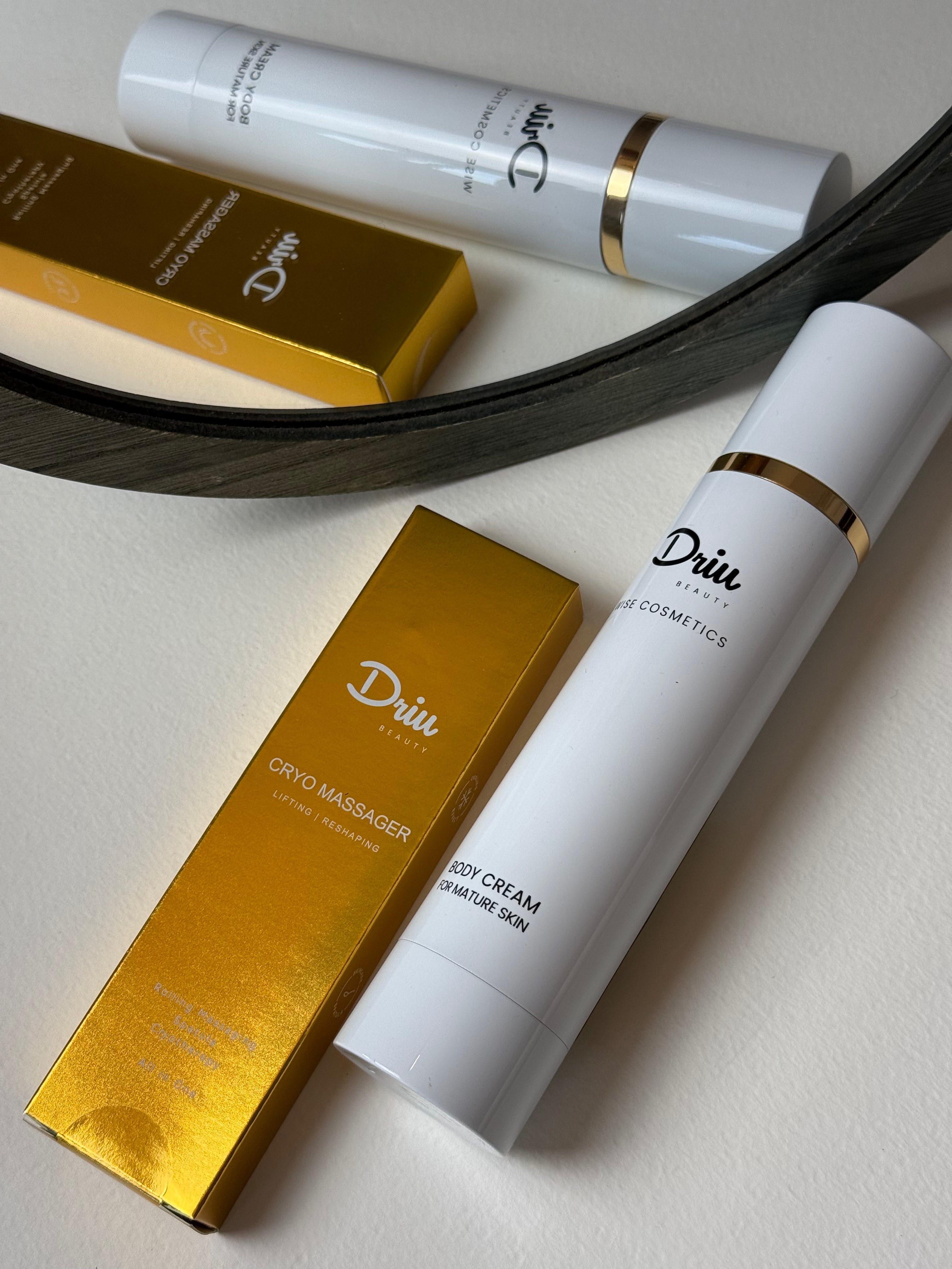 DOVANA JAI: Kūno kremas + Masažinė mentelė